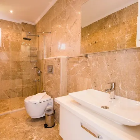 Ofelia Luxury * Καλκάν
